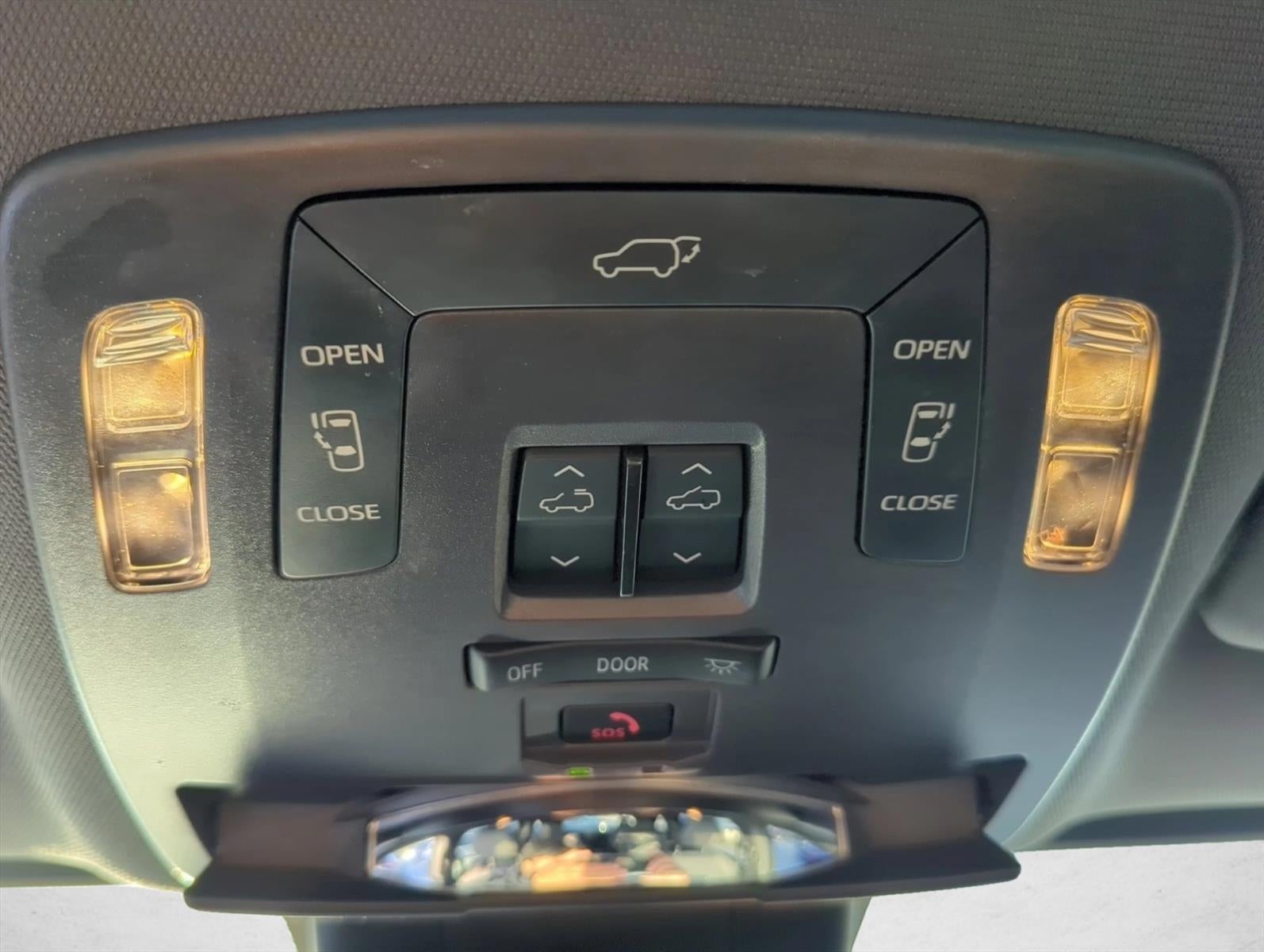 2023 Toyota Sienna XSE FWD 7-Passenger (Natl)