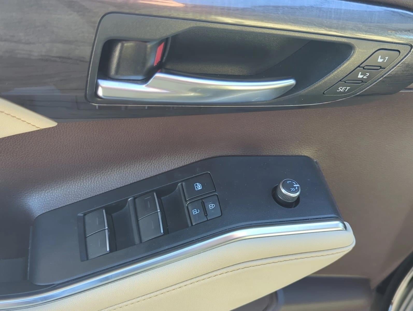 2022 Toyota Highlander Platinum AWD (Natl)