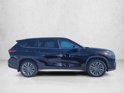 2022 Toyota Highlander Platinum AWD (Natl)