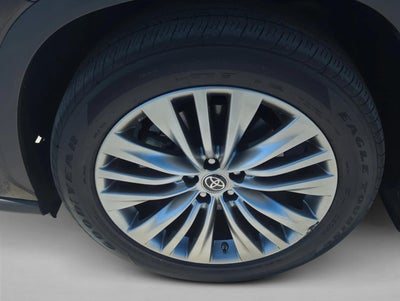 2022 Toyota Highlander Platinum AWD (Natl)
