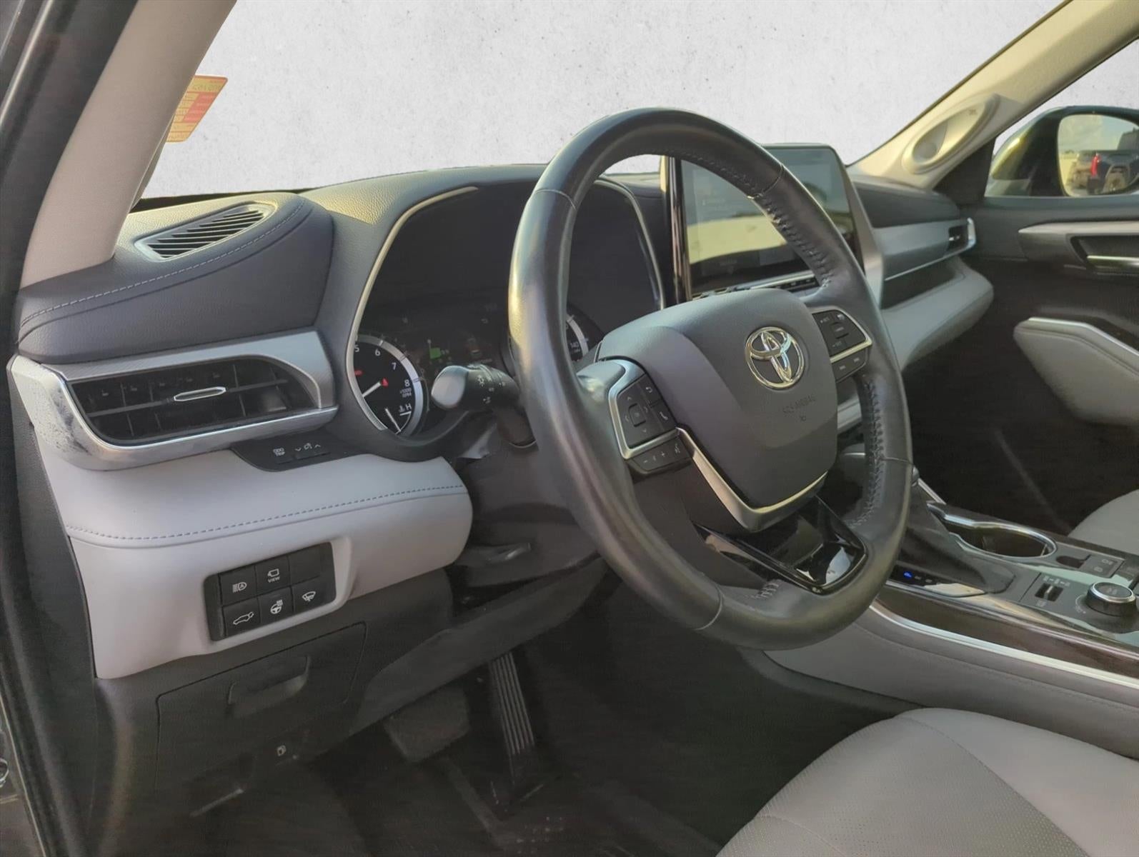 2021 Toyota Highlander Platinum AWD (Natl)