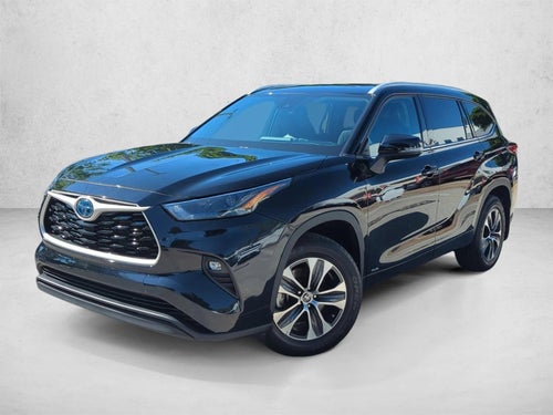 2022 Toyota Highlander Hybrid XLE AWD (Natl)
