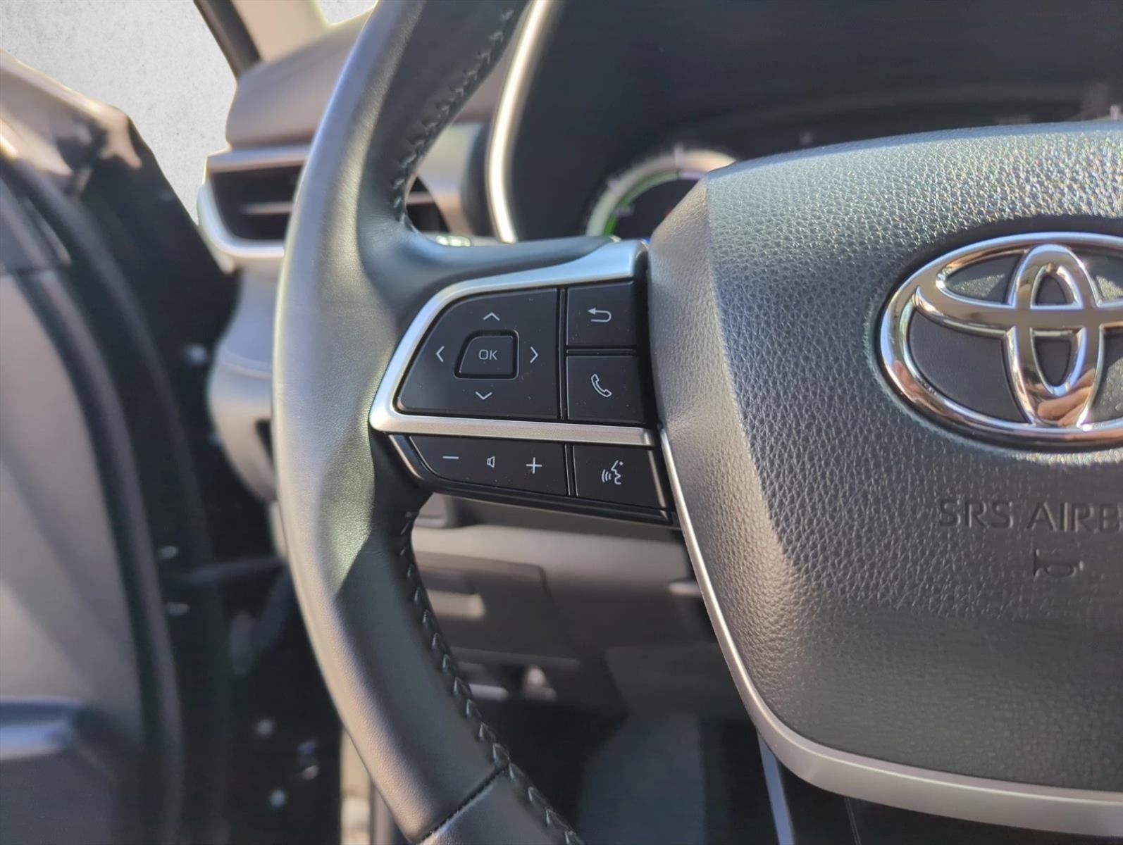 2022 Toyota Highlander Hybrid XLE AWD (Natl)