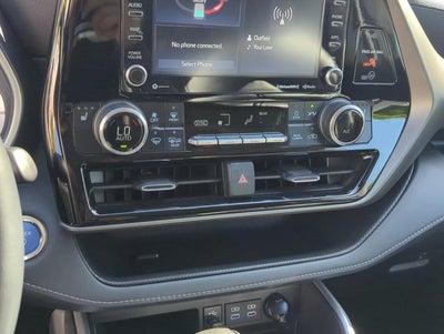 2022 Toyota Highlander Hybrid XLE AWD (Natl)