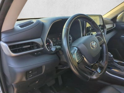 2020 Toyota Highlander XLE FWD (Natl)