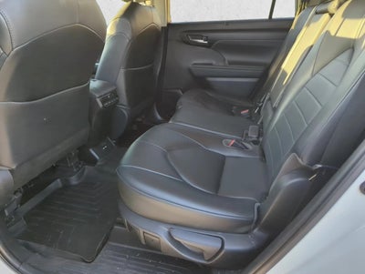 2020 Toyota Highlander XLE FWD (Natl)