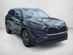2023 Toyota Highlander XLE FWD (Natl)