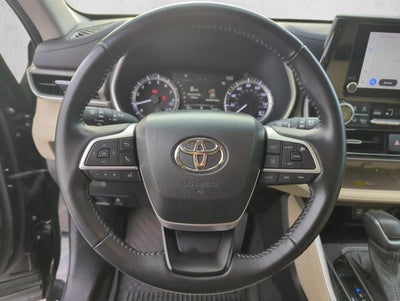 2023 Toyota Highlander XLE FWD (Natl)