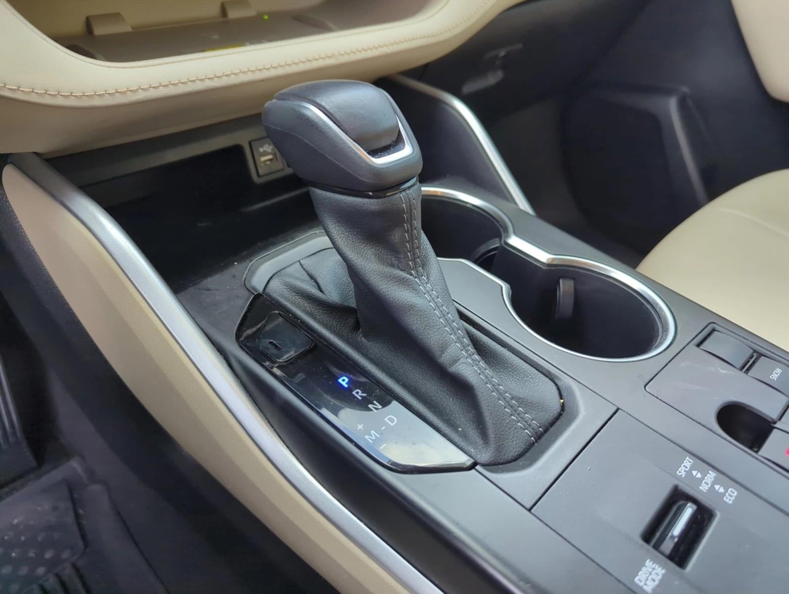 2023 Toyota Highlander XLE FWD (Natl)