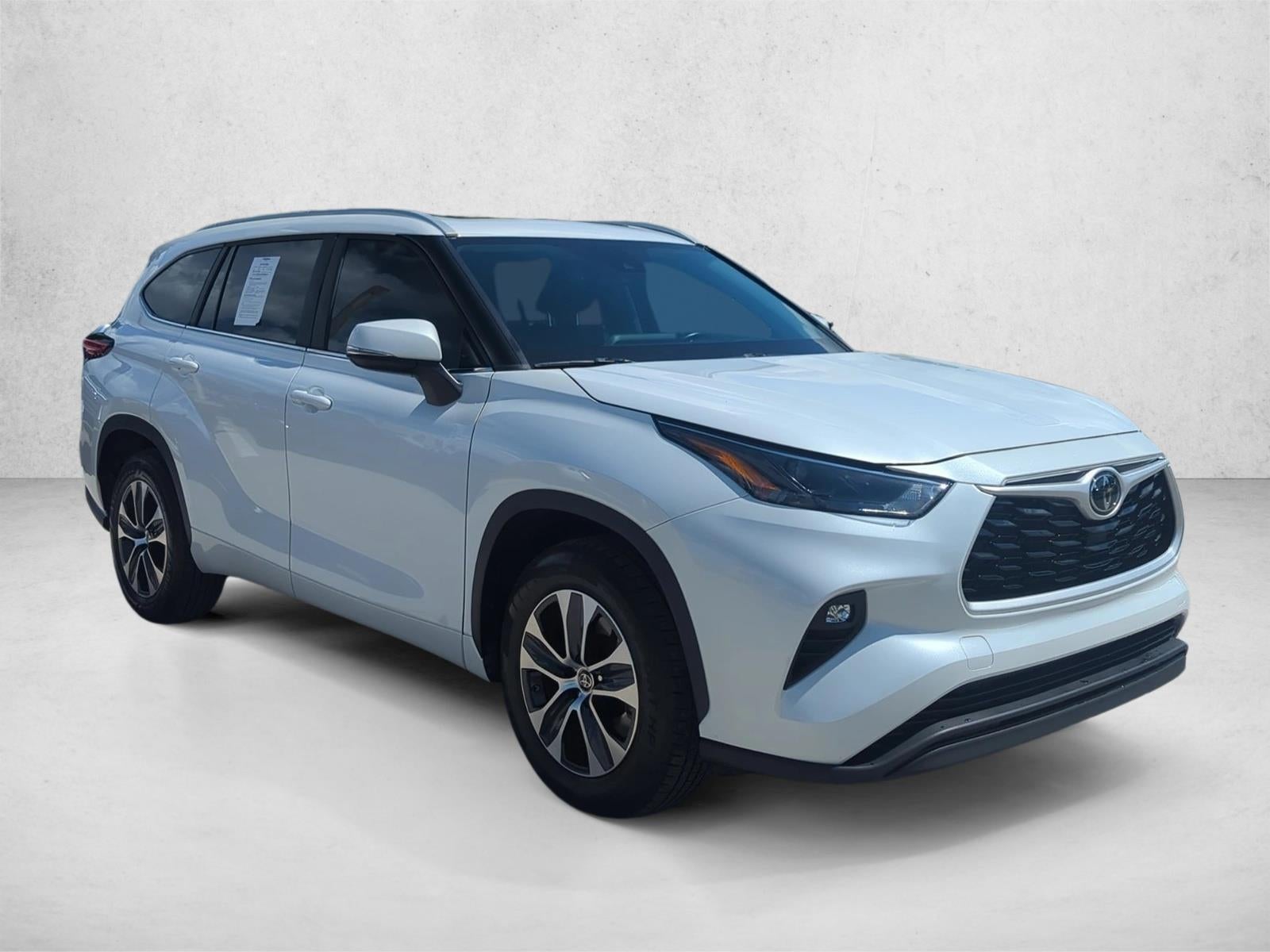 2023 Toyota Highlander XLE FWD (Natl)