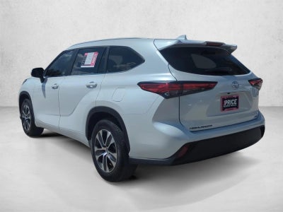 2023 Toyota Highlander XLE FWD (Natl)