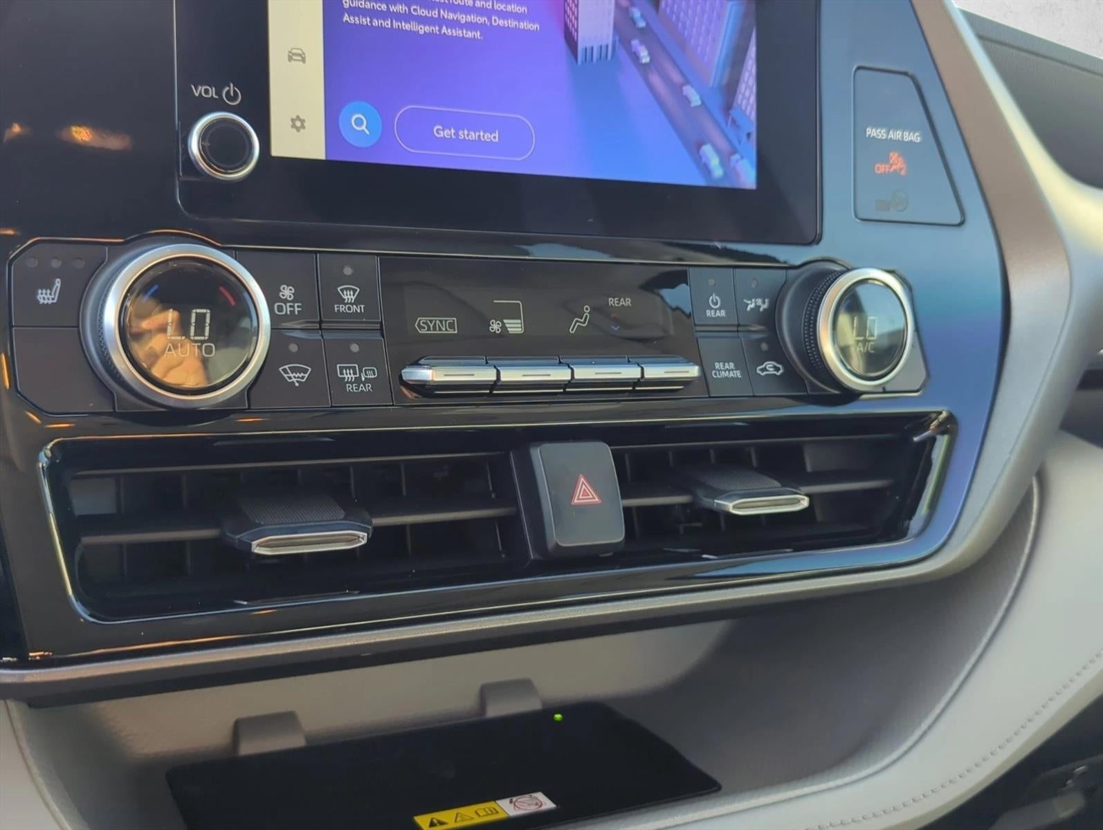 2023 Toyota Highlander XLE FWD (Natl)