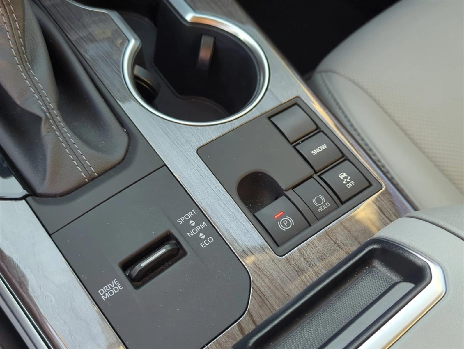 2023 Toyota Highlander Platinum FWD (Natl)