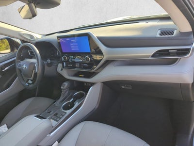 2023 Toyota Highlander Platinum FWD (Natl)