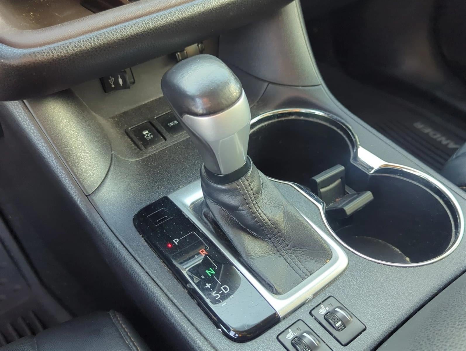 2014 Toyota Highlander FWD 4dr V6 XLE (Natl)