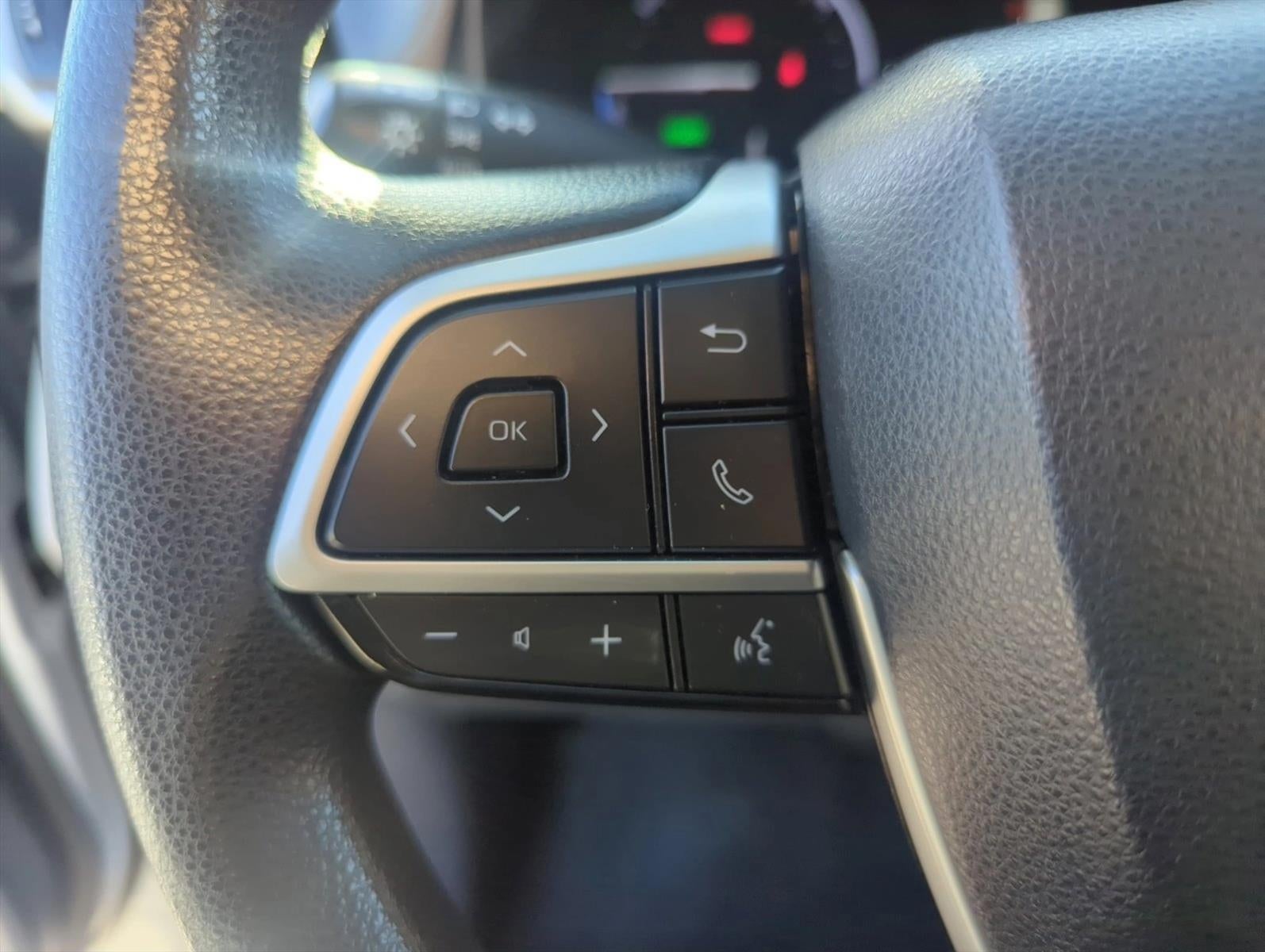 2021 Toyota Sienna LE FWD 8-Passenger (Natl)