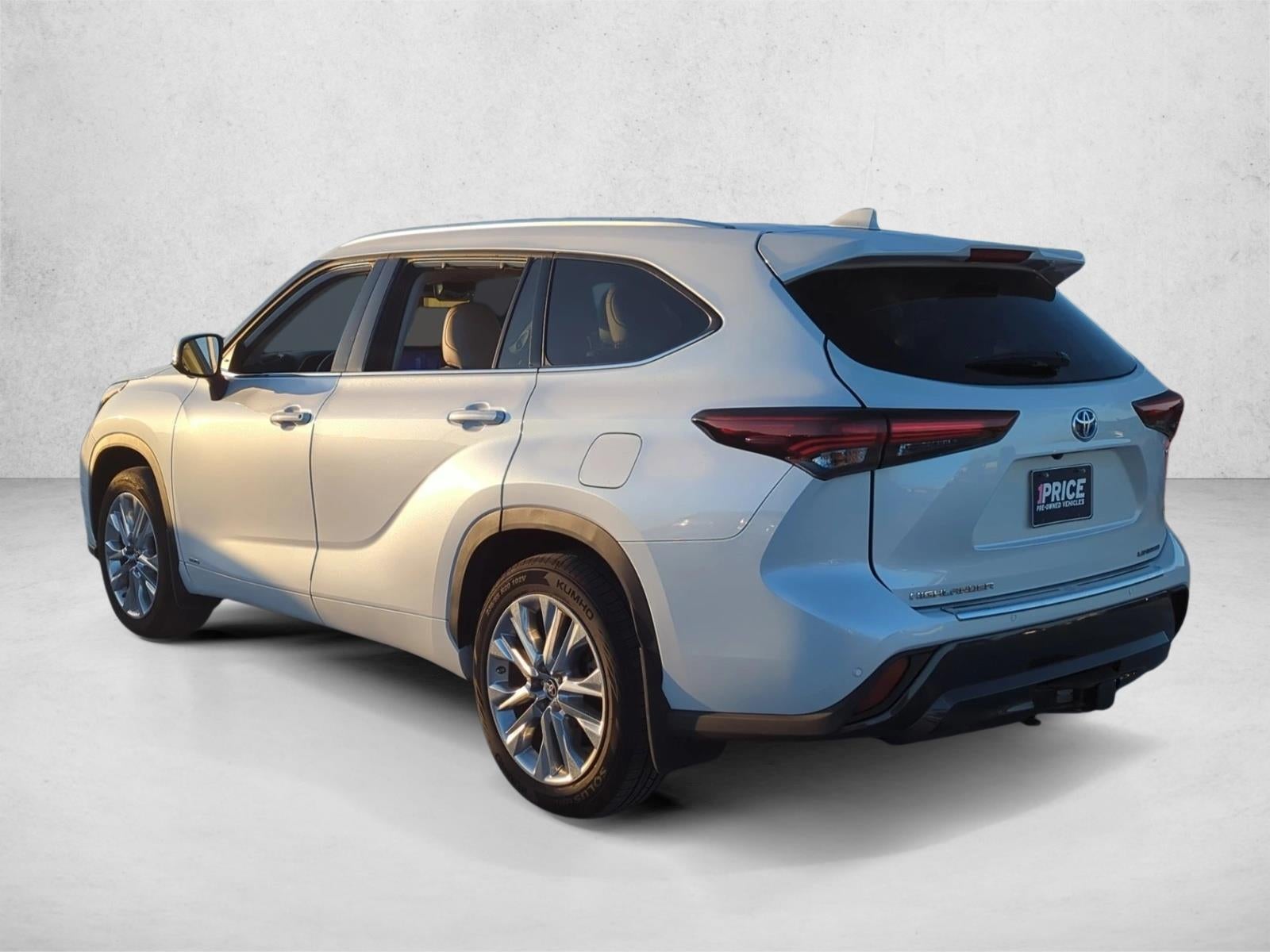 2024 Toyota Highlander Hybrid Limited AWD (Natl)