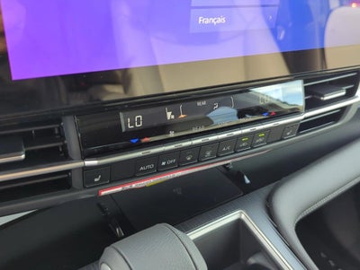 2026 Toyota Sienna XLE FWD 8-Passenger (Natl)