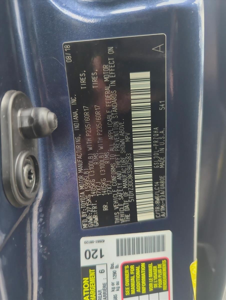 2019 Toyota Sienna XLE FWD 8-Passenger (Natl)