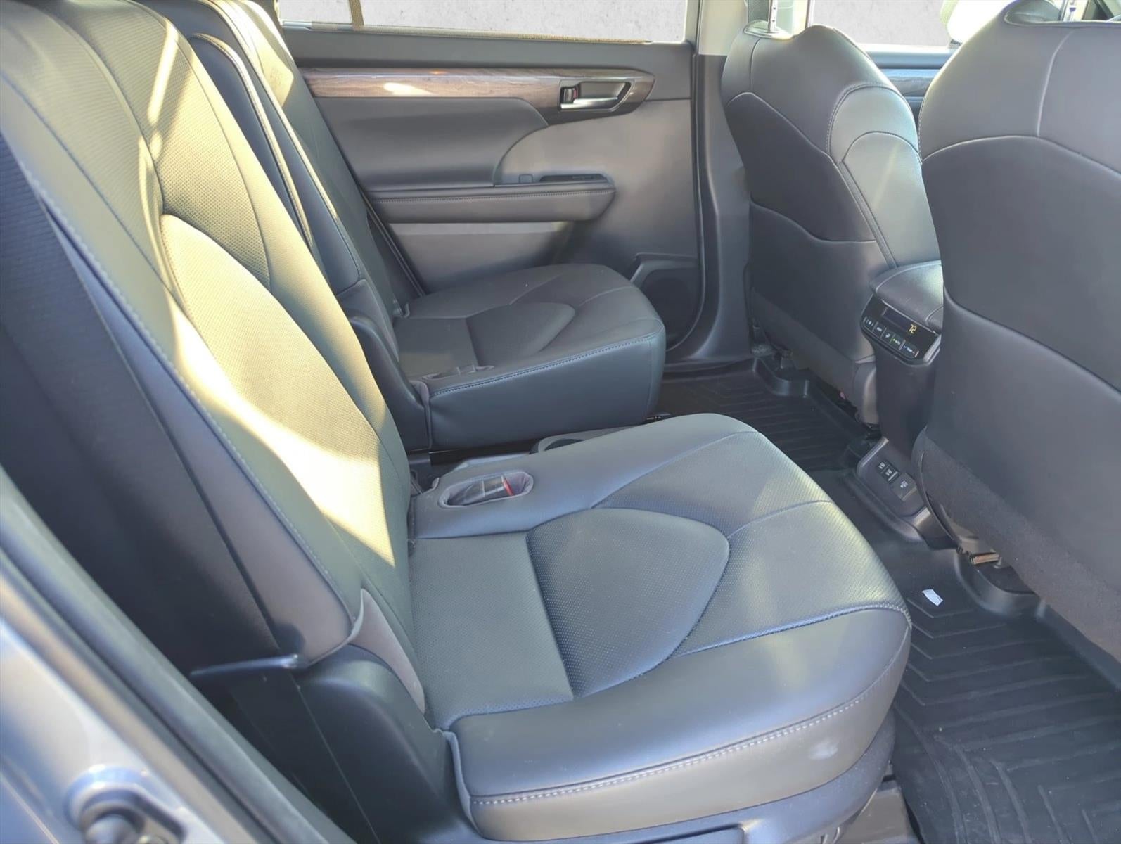 2020 Toyota Highlander Limited FWD (GS)