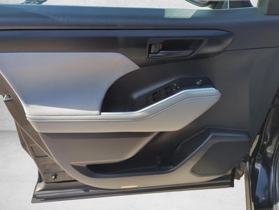 2020 Toyota Highlander LE FWD (GS)
