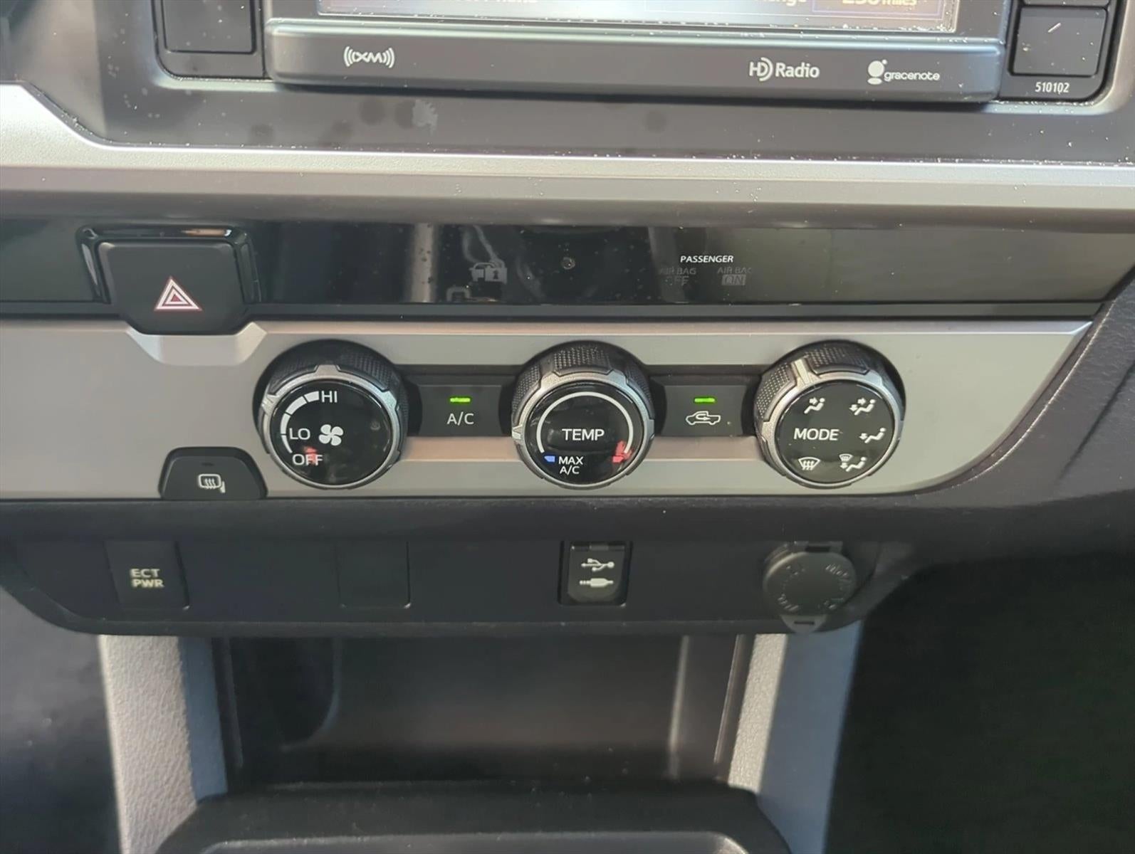 2016 Toyota Tacoma 2WD Double Cab Short Bed V6 Automatic SR5 (GS)