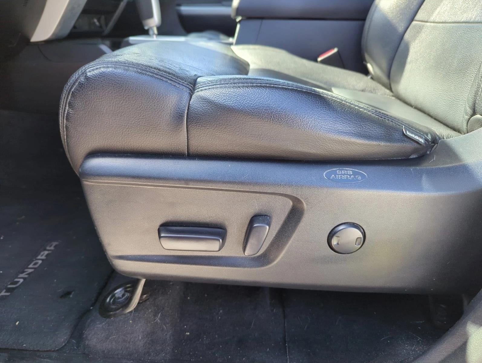 2019 Toyota Tundra 4WD 4WD SR5 CrewMax 5.5' Bed 5.7L FFV (SE)