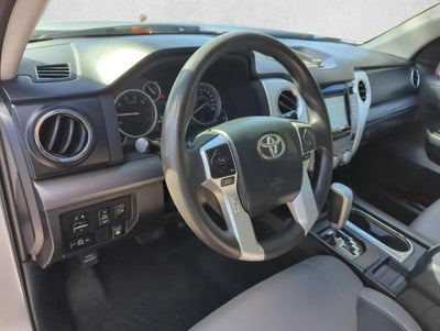 2016 Toyota Tundra 2WD Truck 2WD CrewMax Short Bed 5.7L FFV SR5 (SE)