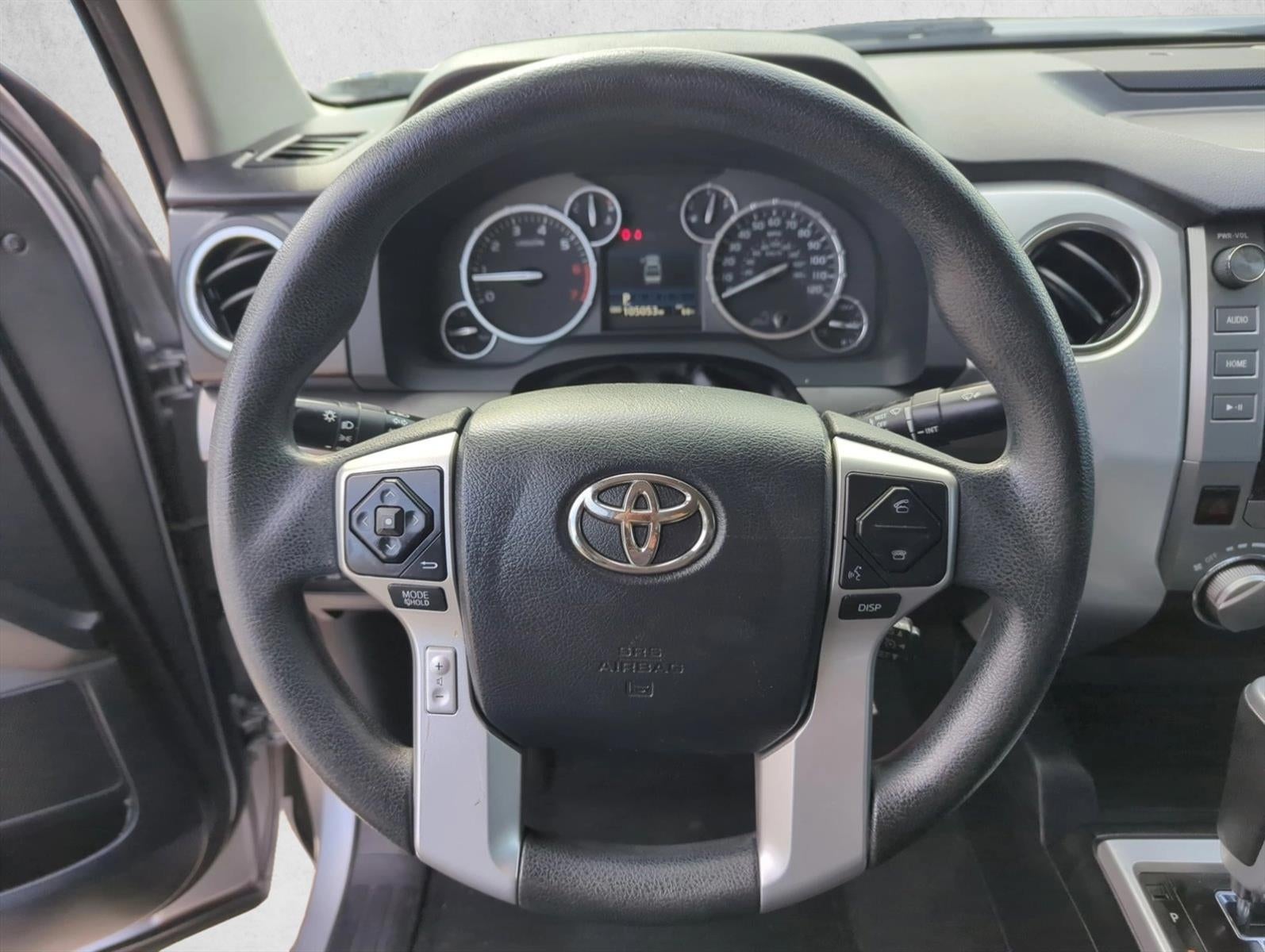 2017 Toyota Tundra 2WD 2WD SR5 CrewMax 5.5' Bed 5.7L FFV (SE)