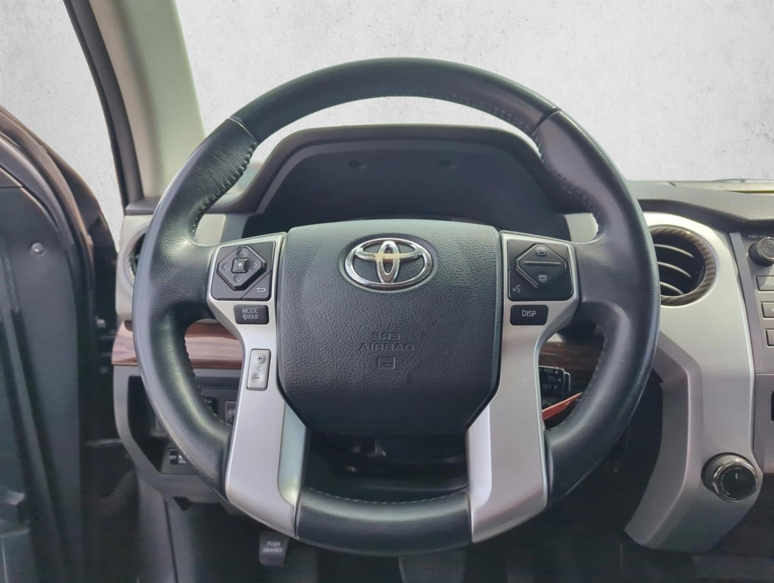 2017 Toyota Tundra 4WD 4WD Limited CrewMax 5.5' Bed 5.7L FFV (Natl)