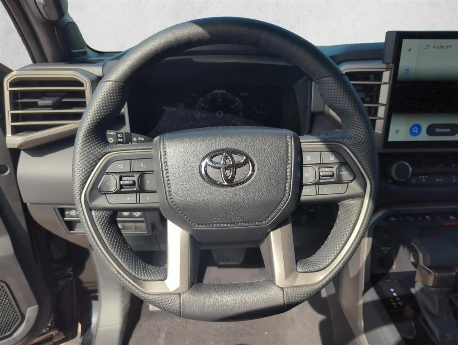 2026 Toyota Tundra 4WD 4WD Limited CrewMax 5.5' Bed (Natl)