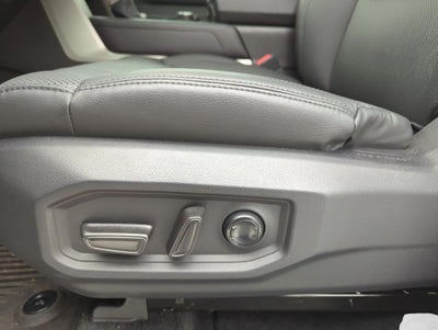 2024 Toyota Tundra 4WD 4WD Limited Hybrid CrewMax 5.5' Bed (Natl)