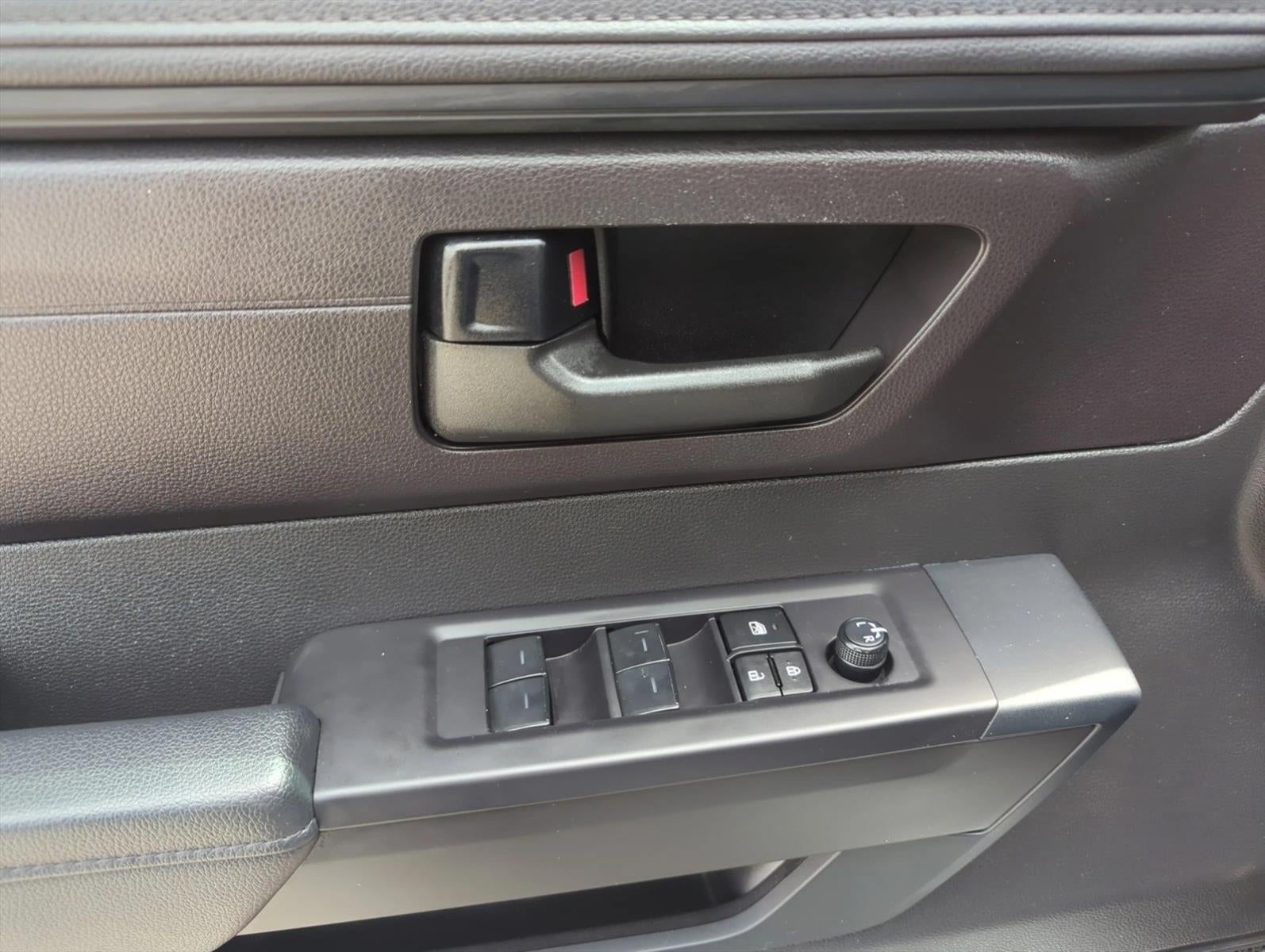 2024 Toyota Tundra 4WD 4WD SR CrewMax 5.5' Bed (Natl)