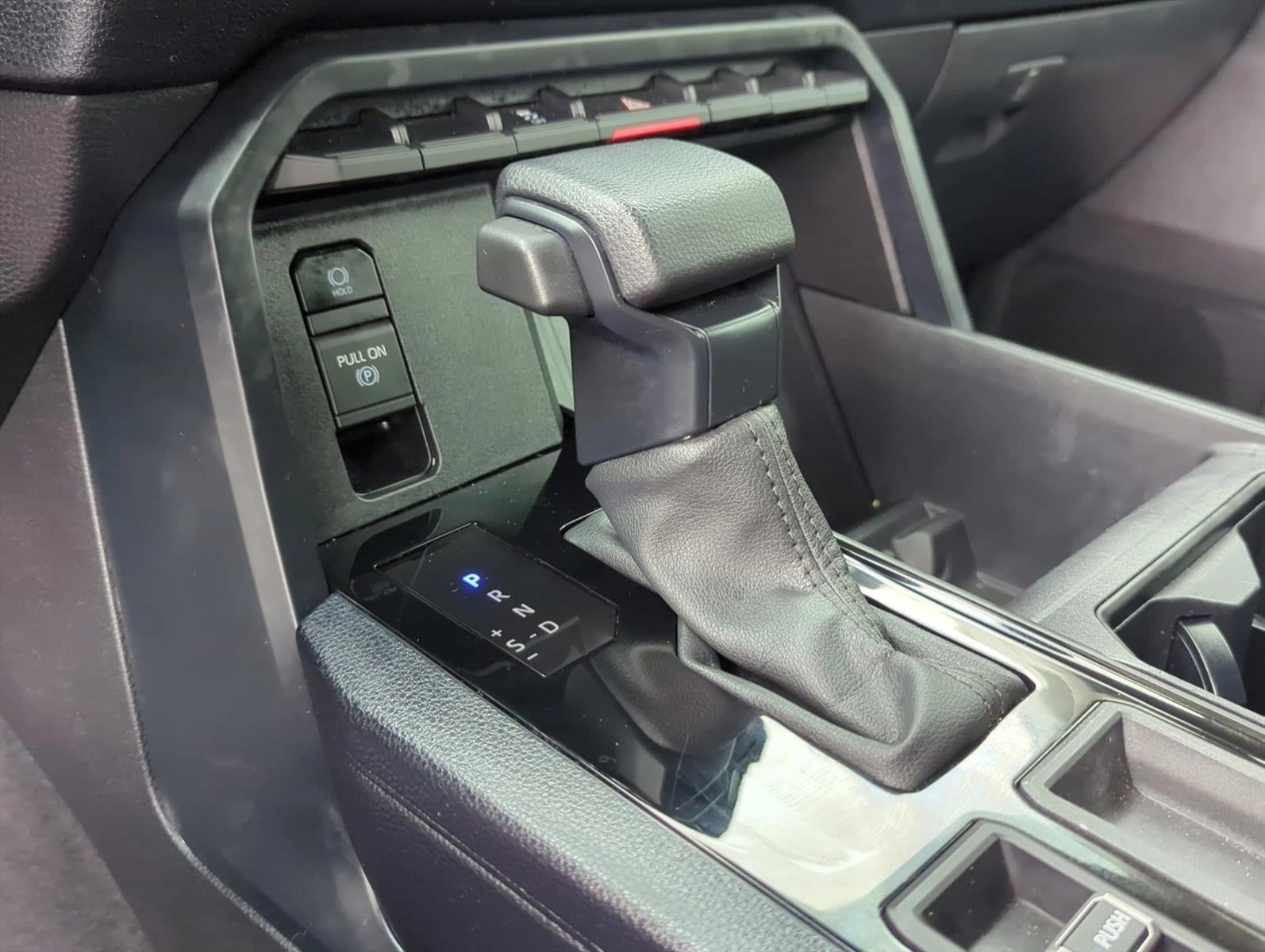 2024 Toyota Tundra 4WD 4WD SR CrewMax 5.5' Bed (Natl)