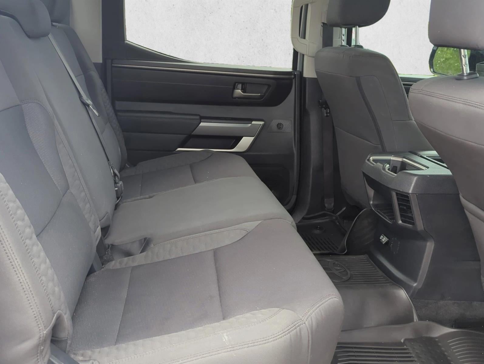 2024 Toyota Tundra 2WD 2WD SR5 CrewMax 5.5' Bed (SE)