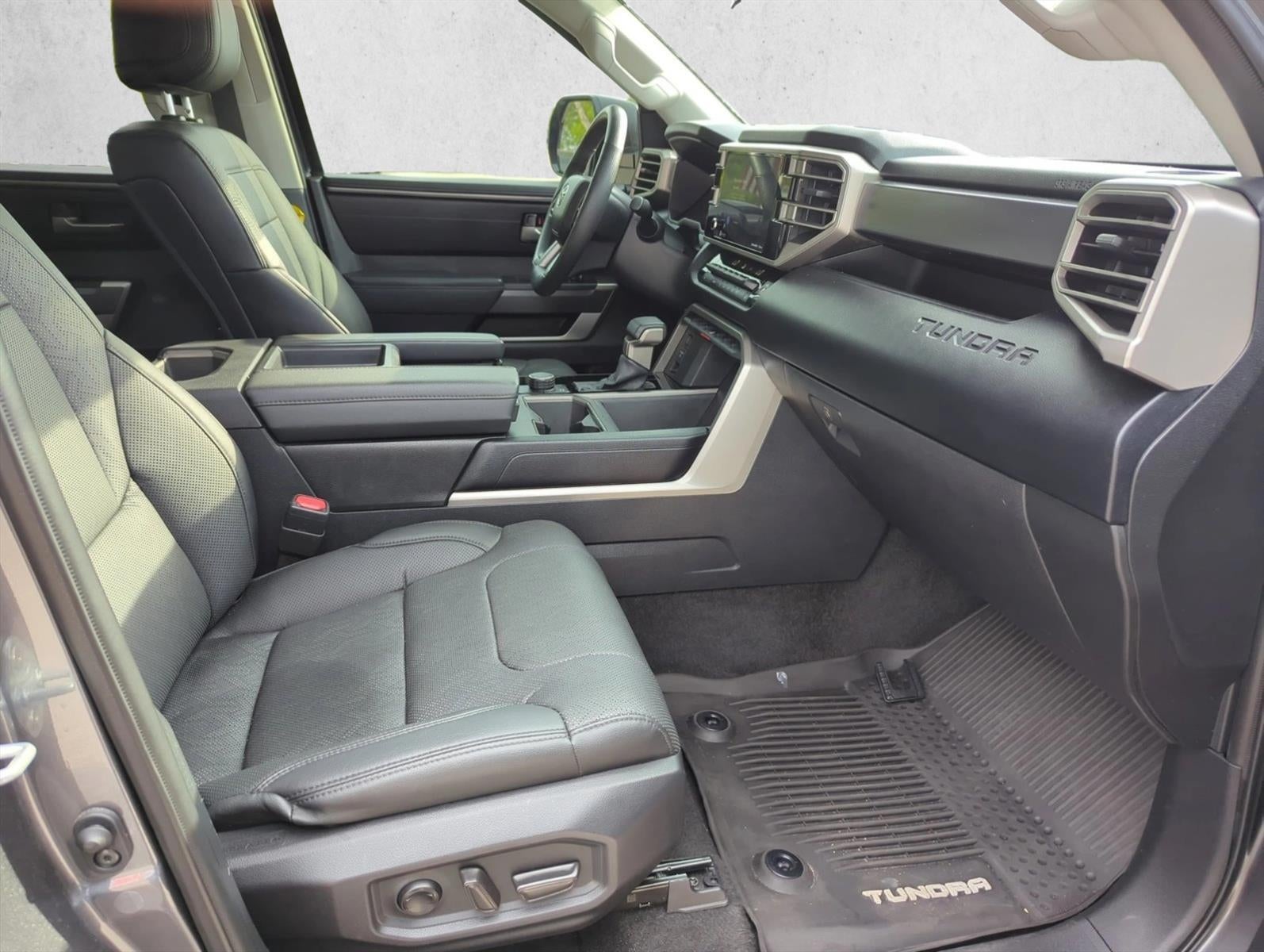 2023 Toyota Tundra 2WD 2WD SR5 CrewMax 5.5' Bed (SE)
