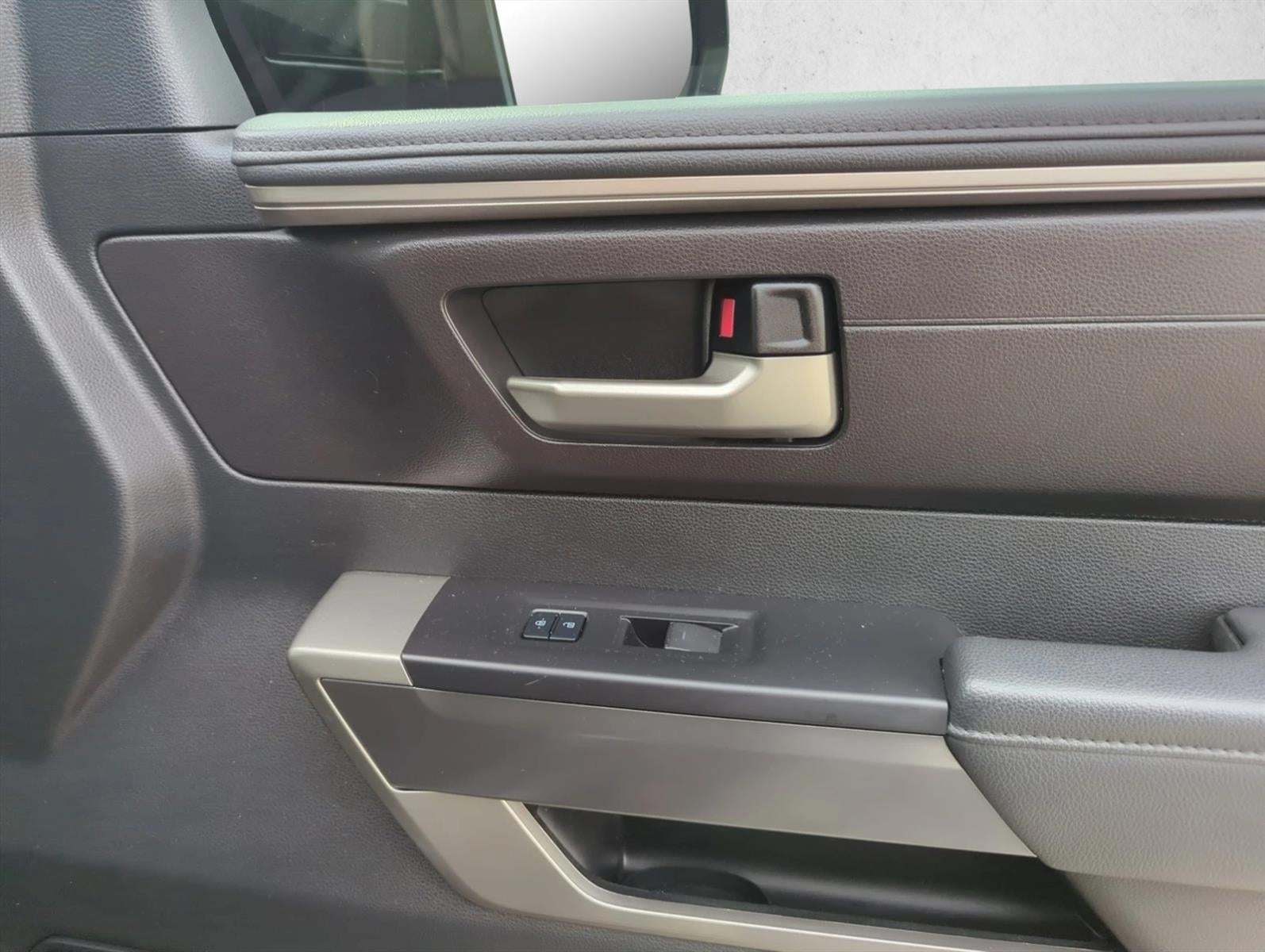 2023 Toyota Tundra 2WD 2WD SR5 CrewMax 5.5' Bed (SE)