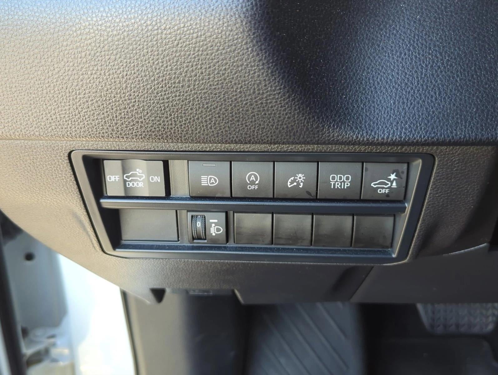 2024 Toyota Tundra 4WD 4WD SR5 CrewMax 5.5' Bed (Natl)