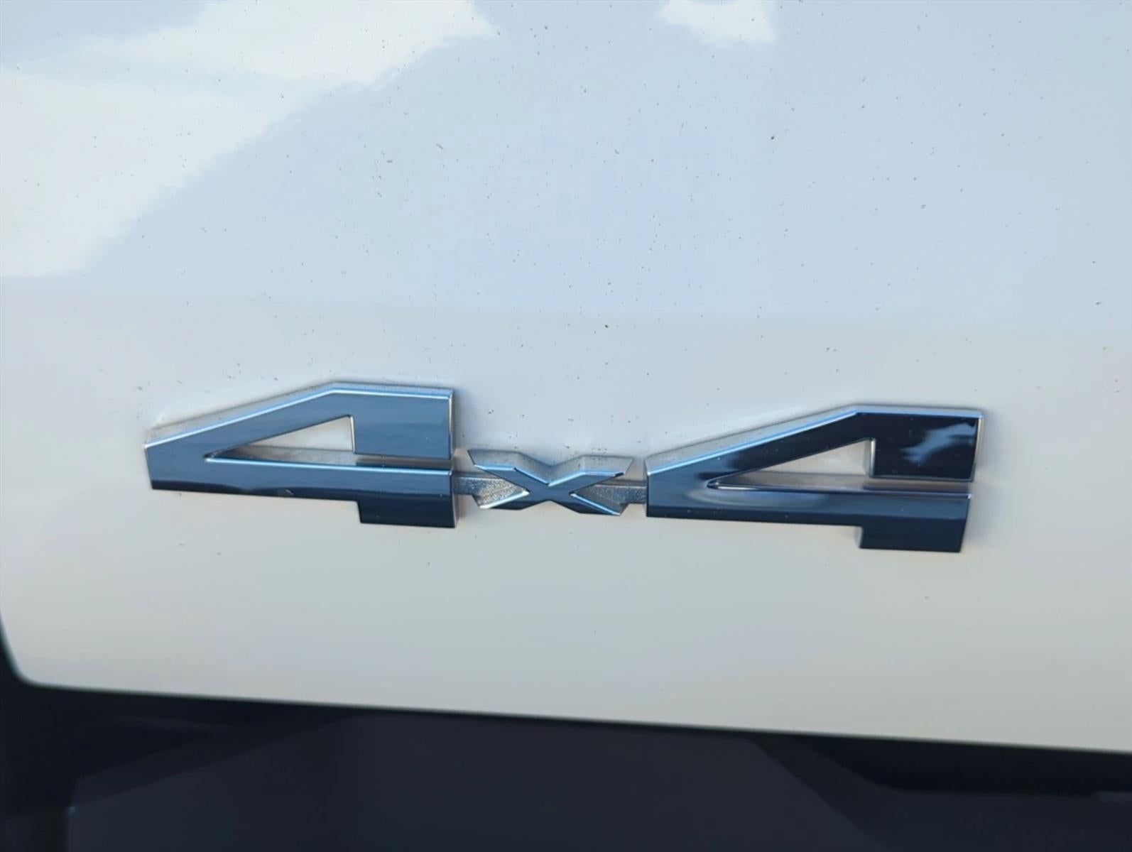 2025 Toyota Tundra 4WD 4WD SR5 CrewMax 5.5' Bed (SE)