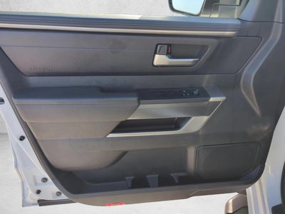 2023 Toyota Tundra 4WD 4WD SR5 CrewMax 5.5' Bed (SE)