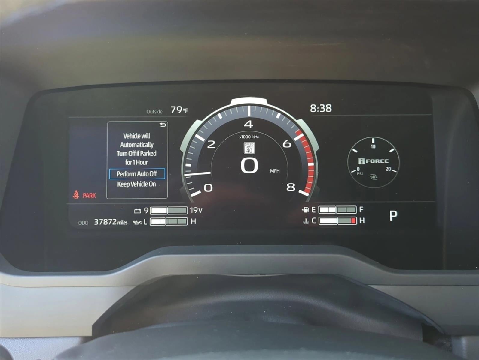 2023 Toyota Tundra 4WD 4WD Platinum CrewMax 5.5' Bed (Natl)