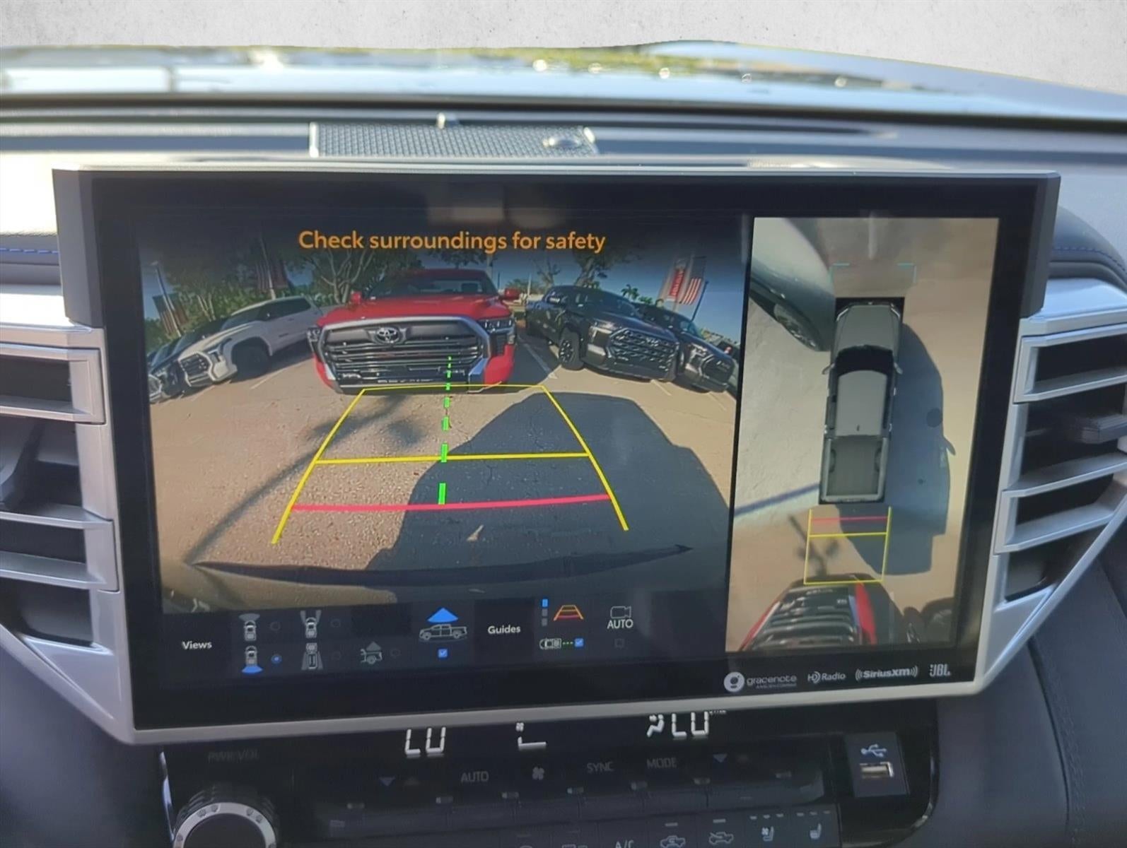 2023 Toyota Tundra 4WD 4WD Platinum CrewMax 5.5' Bed (Natl)
