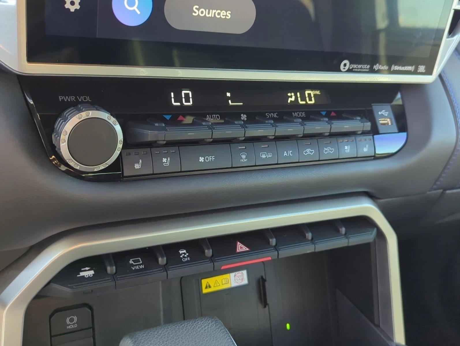 2023 Toyota Tundra 4WD 4WD Platinum CrewMax 5.5' Bed (Natl)