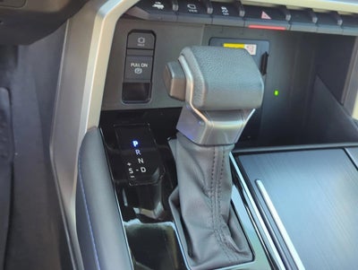 2023 Toyota Tundra 4WD 4WD Platinum CrewMax 5.5' Bed (Natl)