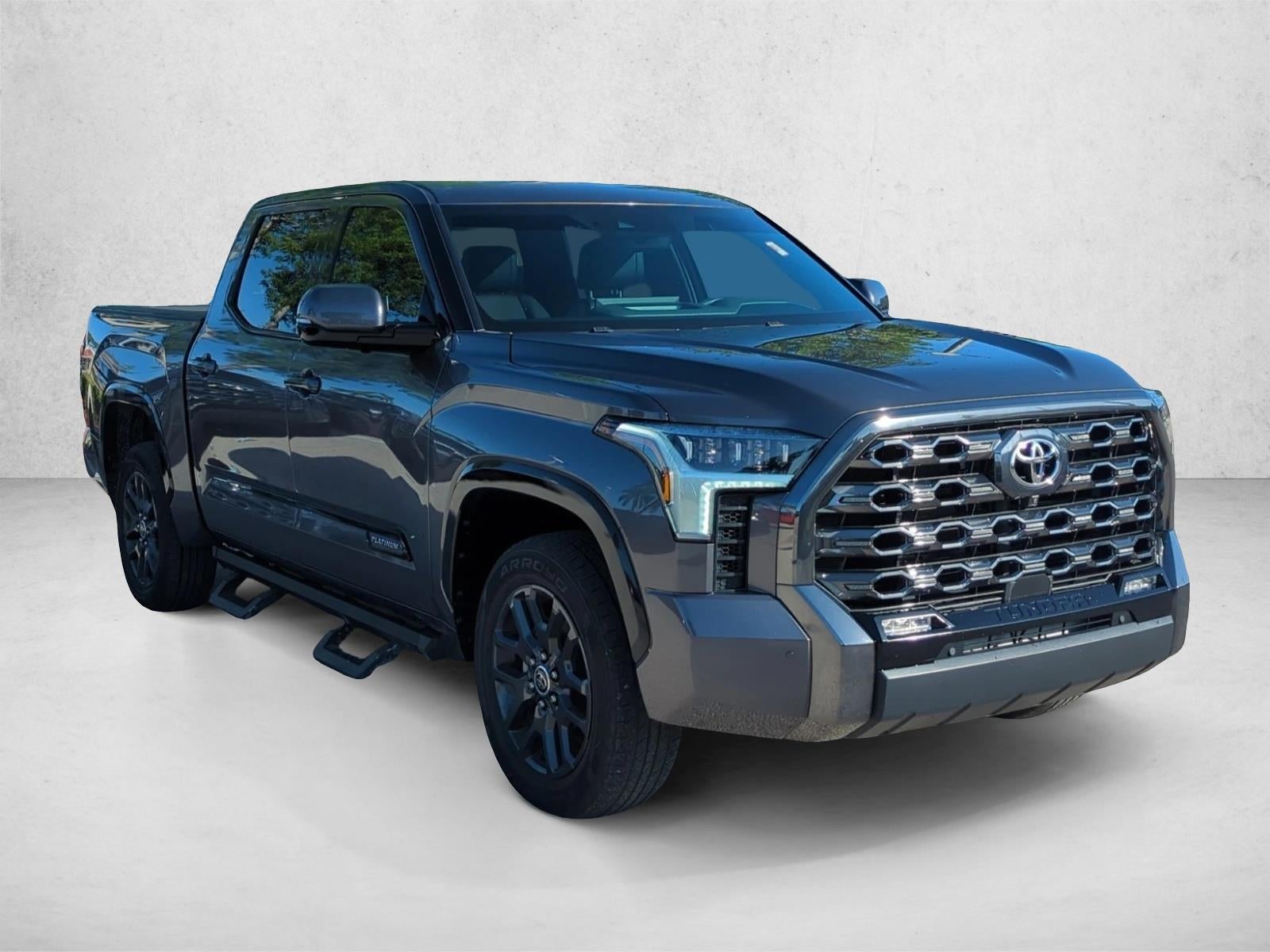 2023 Toyota Tundra 4WD 4WD Platinum CrewMax 5.5' Bed (Natl)