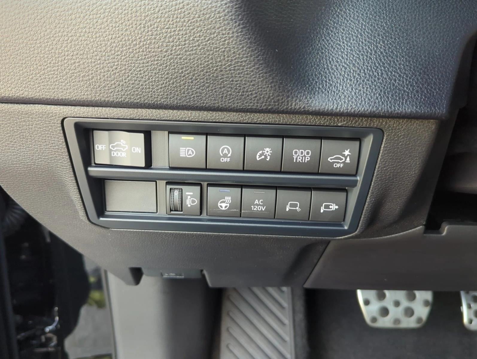 2026 Toyota Tundra 4WD 4WD Limited CrewMax 5.5' Bed (Natl)