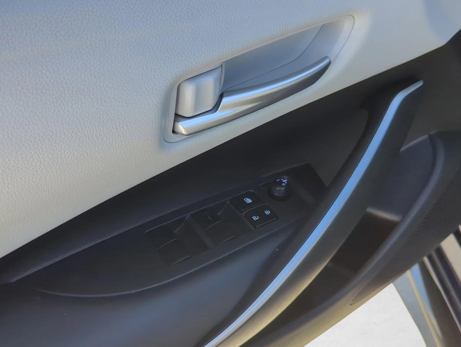 2023 Toyota Corolla SE CVT (Natl)