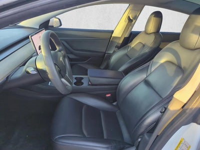 2021 Tesla Model 3 Standard Range Plus RWD