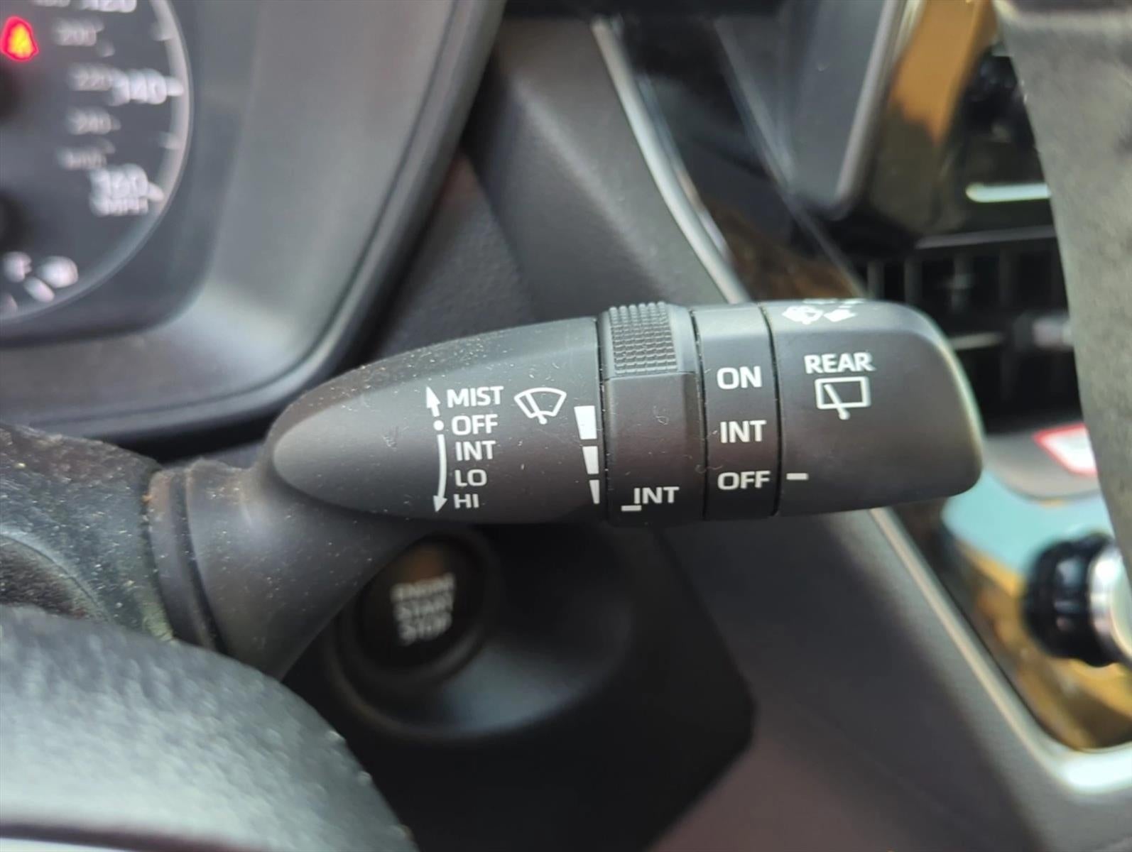 2024 Toyota Corolla Cross LE 4WD (Natl)