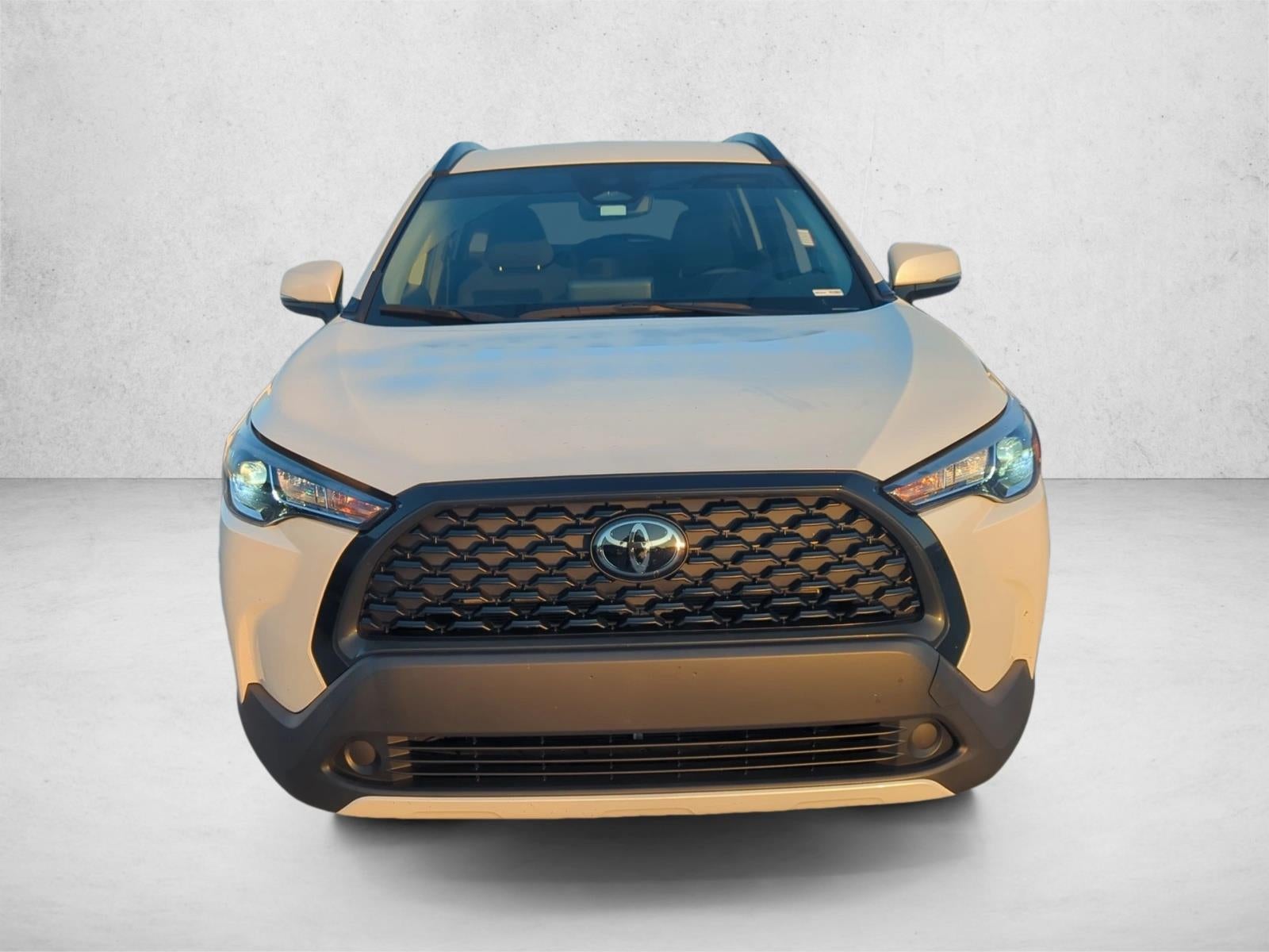 2024 Toyota Corolla Cross LE 4WD (Natl)